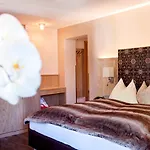 Hotel & Mariasteinerhof