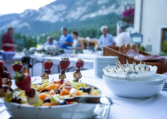 & Mariasteinerhof ホテル